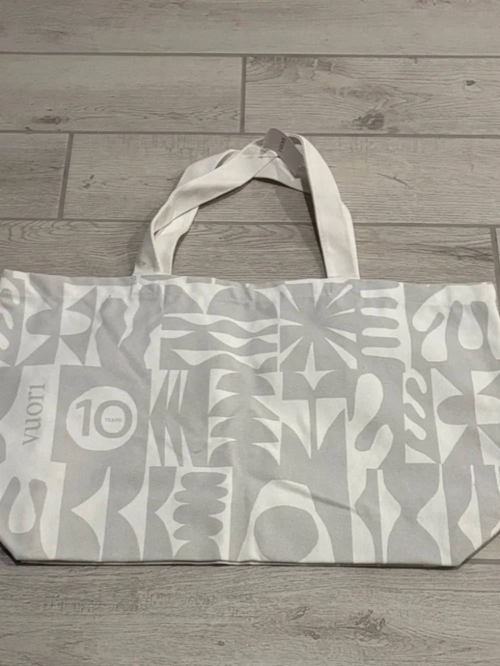 VUORI - Cream White Patterned Tote Bag